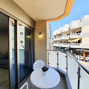1 1 Bedroom 45 Seconds From The 1 Apartamento