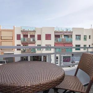 Lightbooking Lola Playa De Apartamento